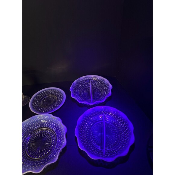 Anchor Hocking Moonstone Opalescent Glass 7-pc Set - Picture 2 of 10